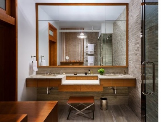 How to maximise on the small space in your bathroom.